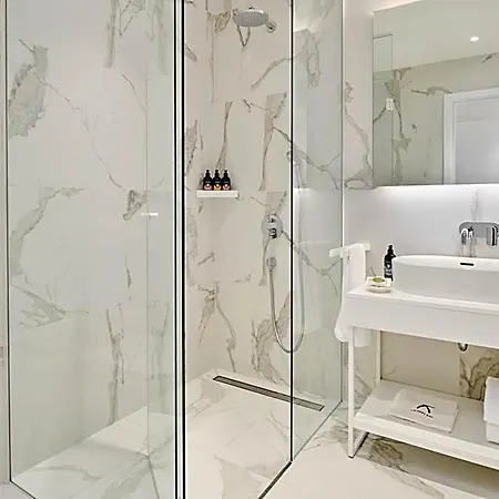 Petram & Residences Hotel 4*